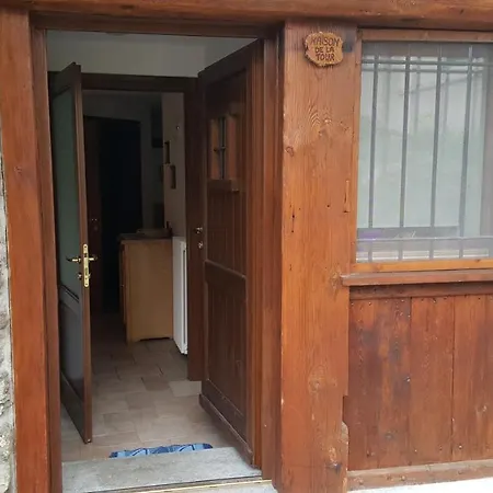 La Tour Apartment Gignod Exterior photo