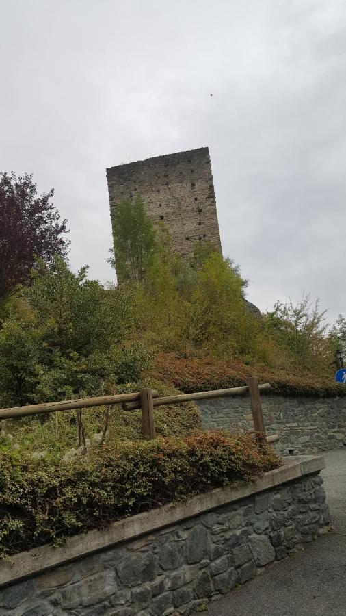La Tour *
